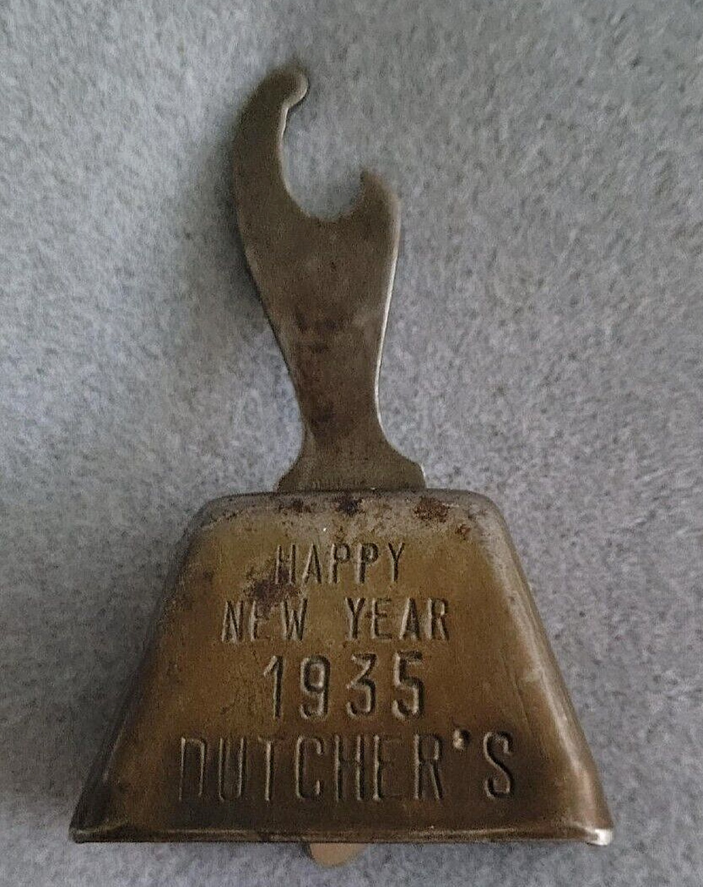 Brass Bell-DUTCHER'S Everette WN--Happy New Year 1935 Dutcher's, Pacific Hi-way